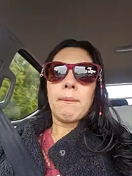 Reinacatchile online show from February 2, 2025, 5:15 pm