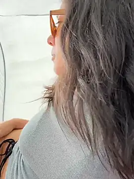 Reinacatchile online show from January 10, 2026, 9:30 pm