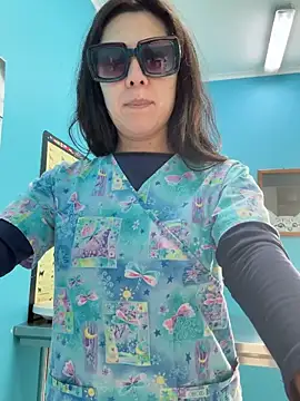 Reinacatchile online show from February 20, 2026, 9:26 pm