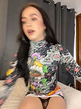 Snapshot of Vonmodel1 chatting on December 28, 2024, 8:25 pm Vonmodel1 online show from December 28, 2024, 8:25 pm