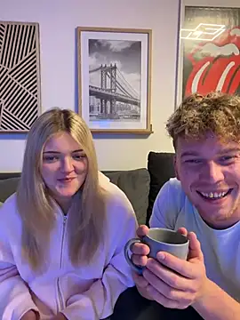 Snapshot of NickyGold_Official chatting on February 27, 2026, 9:04 pm NickyGold Official online show from February 27, 2026, 9:04 pm