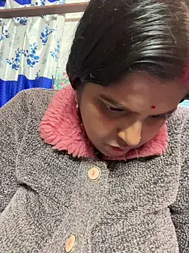 Beauty-queen online show from February 3, 2026, 2:44 pm