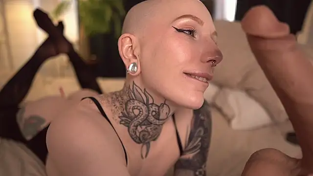 ifuckingtoy  online show from March 18, 2025, 11:52 am