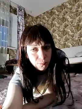 NikaXBerry online show from March 17, 2025, 1:39 pm