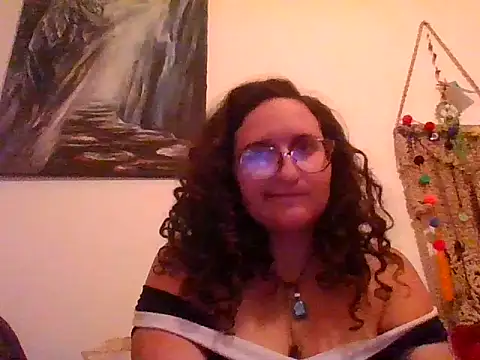 Snapshot of juicyrubies chatting on January 19, 2025, 12:17 pm juicyrubies online show from January 19, 2025, 12:17 pm