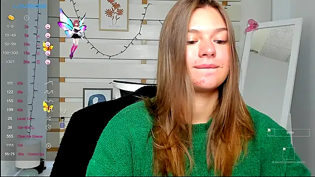 Josephine Kiss online show from October 2, 2025, 2:24 pm