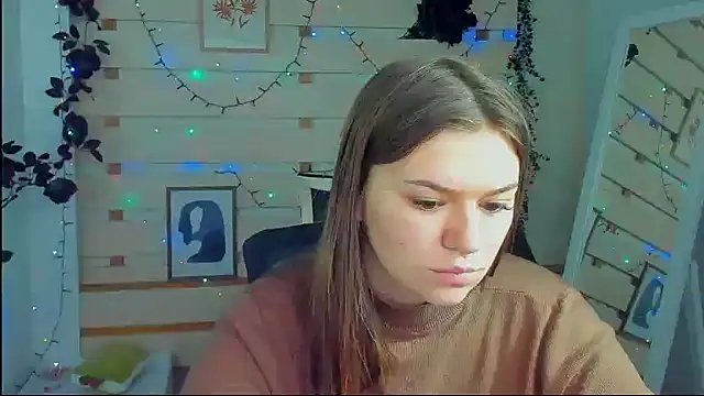 Josephine Kiss online show from April 19, 2026, 6:35 am