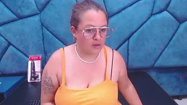 SaraThomso online show from February 26, 2025, 2:59 am