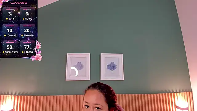  anavictoria  online show from February 11, 2025, 5:50 pm