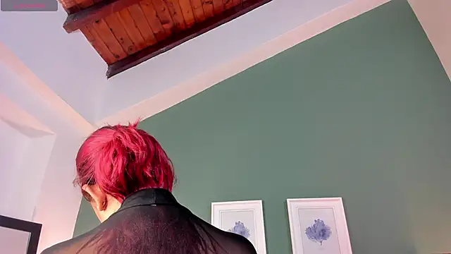  anavictoria  online show from February 21, 2025, 6:26 pm