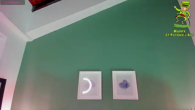  anavictoria  online show from March 18, 2025, 5:42 pm