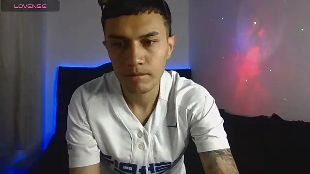 Tifanny Sweett online show from February 26, 2026, 1:26 am