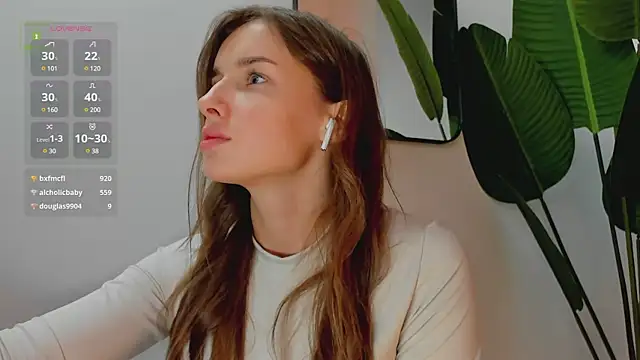 Snapshot of Whitney_Svonn chatting on December 17, 2024, 2:44 pm Whitney Svonn online show from December 17, 2024, 2:44 pm