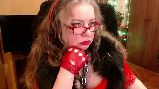 Miss Tress online show from January 11, 2025, 9:15 pm