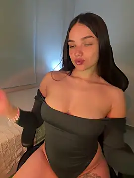 MisFrekcles  online show from March 21, 2025, 9:23 am