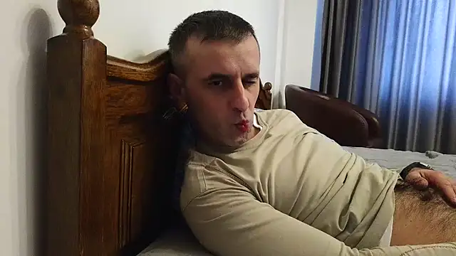 Snapshot of stevenpit chatting on December 31, 2024, 11:53 am stevenpit online show from December 31, 2024, 11:53 am