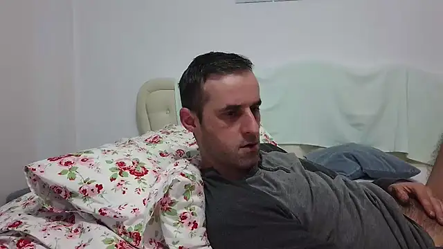 Snapshot of stevenpit chatting on January 21, 2025, 8:11 pm stevenpit online show from January 21, 2025, 8:11 pm