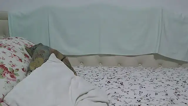 Snapshot of stevenpit chatting on February 7, 2025, 11:24 pm stevenpit online show from February 7, 2025, 11:24 pm