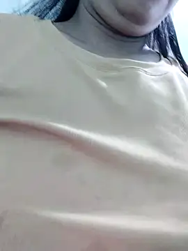 Lanyingxin18 online show from October 1, 2025, 2:28 am