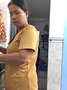 Snapshot of Lanyingxin18 chatting on February 16, 2026, 12:18 am Lanyingxin18 online show from February 16, 2026, 12:18 am