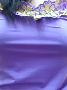 Lanyingxin18 online show from May 14, 2026, 12:34 pm