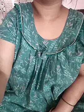 cuteyqueen online show from February 28, 2026, 3:29 am