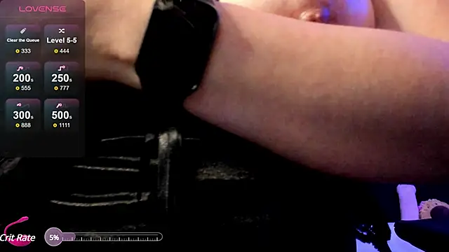 Snapshot of Ursula_fire chatting on March 11, 2025, 11:59 pm Ursula fire online show from March 11, 2025, 11:59 pm