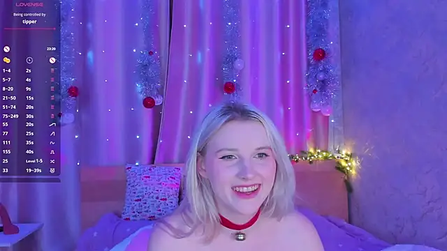 SweeteRose Royce online show from December 20, 2024, 5:51 pm