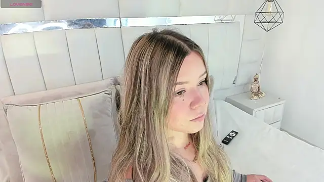 1m dalhia online show from March 3, 2025, 8:43 pm