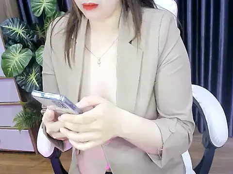 Snapshot of BimBimMup chatting on February 26, 2025, 2:14 pm BimBimMup online show from February 26, 2025, 2:14 pm
