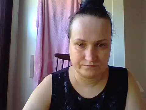  squirty cum lady  online show from March 4, 2025, 12:44 pm