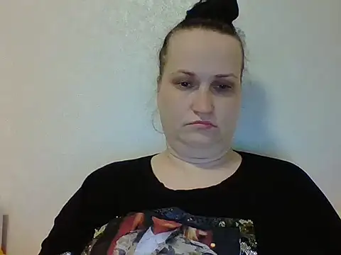  squirty cum lady  online show from March 13, 2025, 9:05 pm