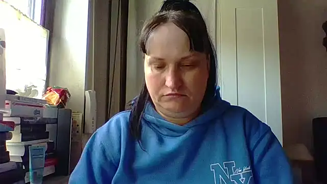  squirty cum lady  online show from March 24, 2026, 11:15 am