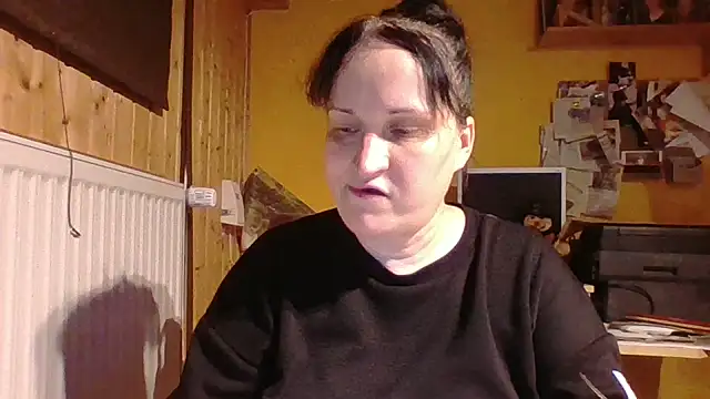 Snapshot of _squirty_cum_lady_ chatting on June 24, 2026, 11:31 am squirty cum lady online show from June 24, 2026, 11:31 am