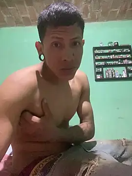 nowex18 online show from November 18, 2025, 1:55 am