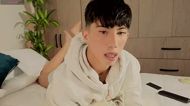 FabianPriince online show from September 26, 2025, 9:41 pm