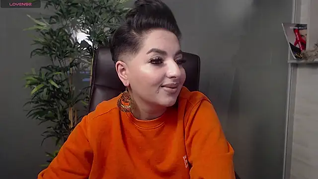 BustyAllyy online show from February 18, 2025, 10:58 pm