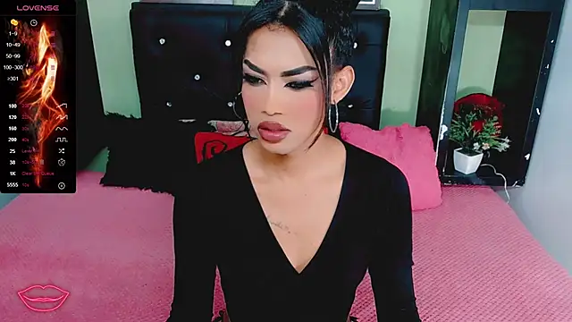 Snapshot of Amanda_bigx chatting on March 11, 2025, 6:21 am Amanda bigx online show from March 11, 2025, 6:21 am