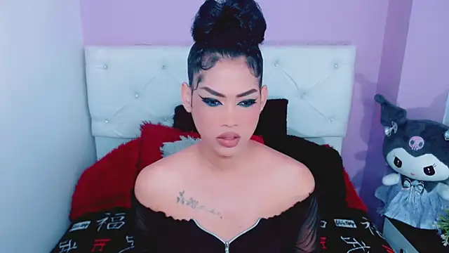 Snapshot of Amanda_bigx chatting on September 22, 2025, 6:37 am Amanda bigx online show from September 22, 2025, 6:37 am
