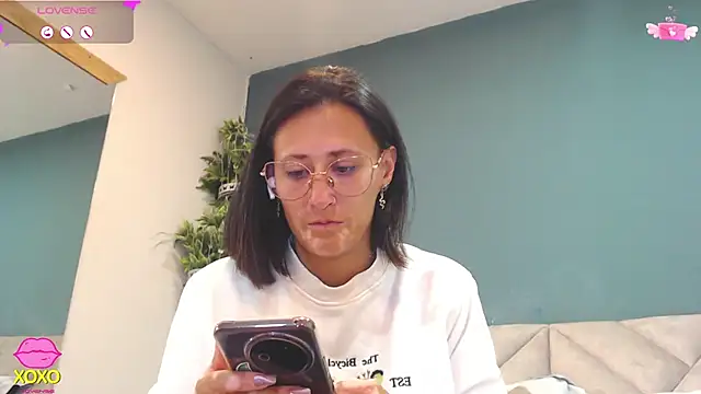 SharisWillian online show from March 31, 2026, 3:30 am