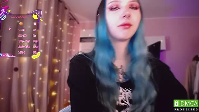 JustMeowGirl online show from November 22, 2025, 4:33 am