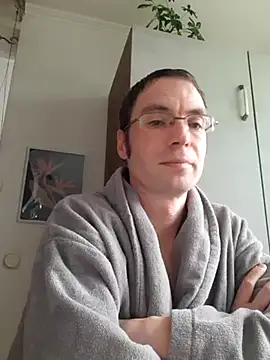 Schnubby1 online show from January 27, 2025, 12:05 pm