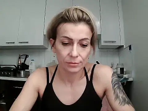 Snapshot of anechka1 chatting on December 2, 2024, 9:28 pm anechka1 online show from December 2, 2024, 9:28 pm