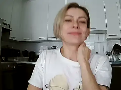 Snapshot of anechka1 chatting on December 4, 2024, 4:16 pm anechka1 online show from December 4, 2024, 4:16 pm