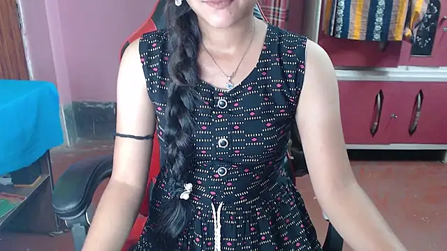 Angel Alison  online show from April 24, 2026, 11:01 am