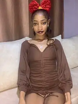 Snapshot of GoddessVee chatting on December 20, 2024, 4:46 pm GoddessVee online show from December 20, 2024, 4:46 pm