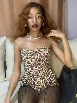 Snapshot of GoddessVee chatting on December 29, 2024, 1:49 pm GoddessVee online show from December 29, 2024, 1:49 pm