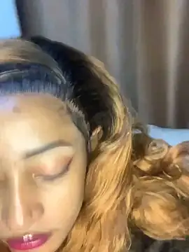 Snapshot of GoddessVee chatting on December 29, 2024, 8:26 pm GoddessVee online show from December 29, 2024, 8:26 pm