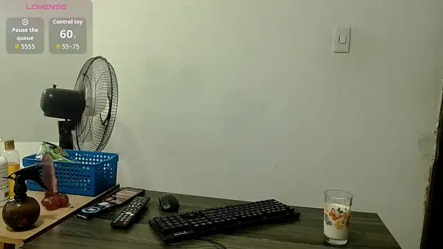 Snapshot of bubis_laru53 chatting on September 13, 2025, 7:52 am bubis laru53 online show from September 13, 2025, 7:52 am