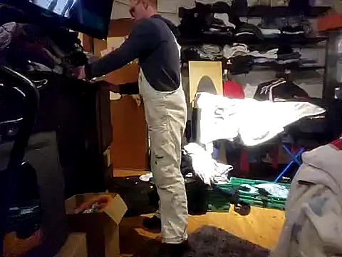 0815lukas2024 online show from December 16, 2024, 12:04 am